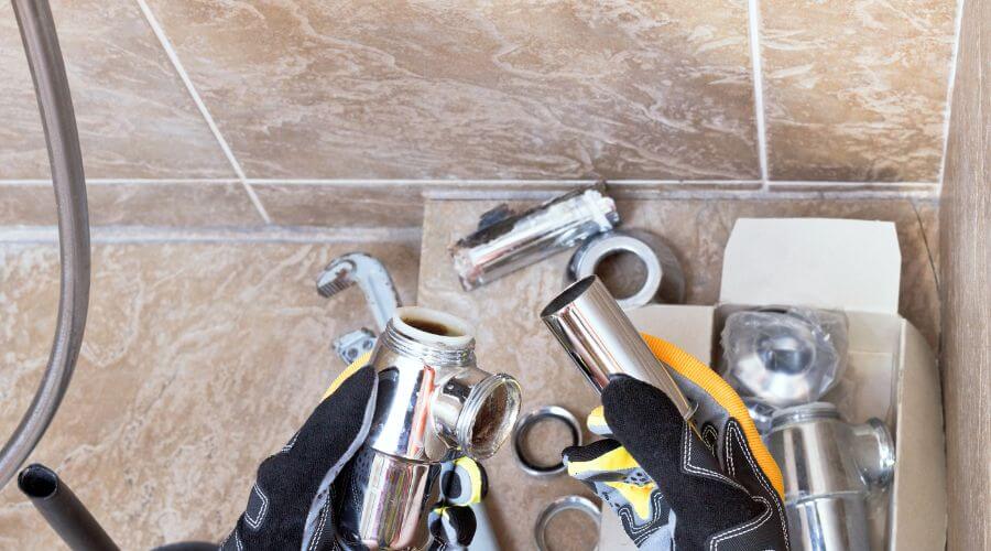 Professional gutter cleaning in Riegelwood, NC